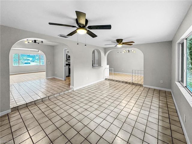 206 SE 46th TER, Cape Coral, FL 33904