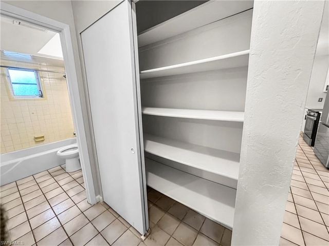 206 SE 46th TER, Cape Coral, FL 33904