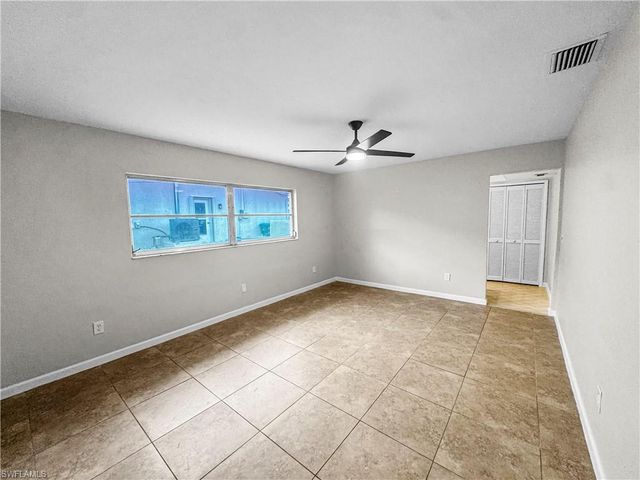 206 SE 46th TER, Cape Coral, FL 33904