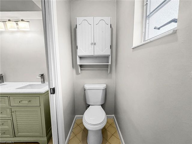 206 SE 46th TER, Cape Coral, FL 33904