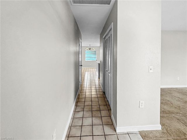 206 SE 46th TER, Cape Coral, FL 33904