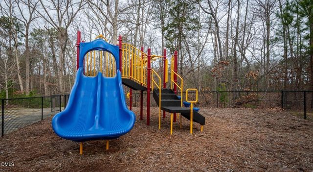 200 Perkins Drive Th1, Chapel Hill, NC 27514