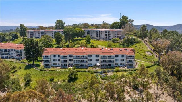 4005 Calle Sonora Oeste 1B, Laguna Woods, CA 92637