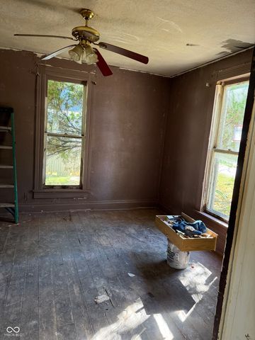 424 W 600 N, Alexandria, IN 46001