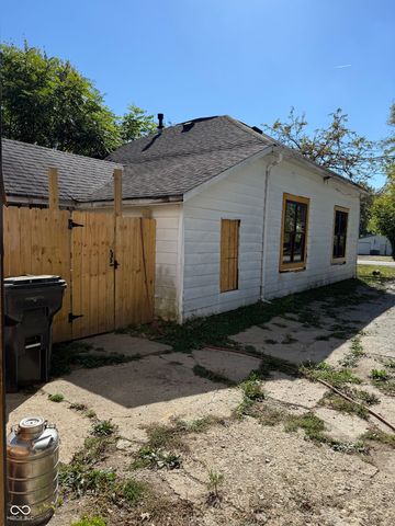 424 W 600 N, Alexandria, IN 46001