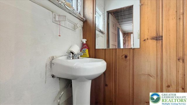 768 Washington Street, Easton, PA 18042