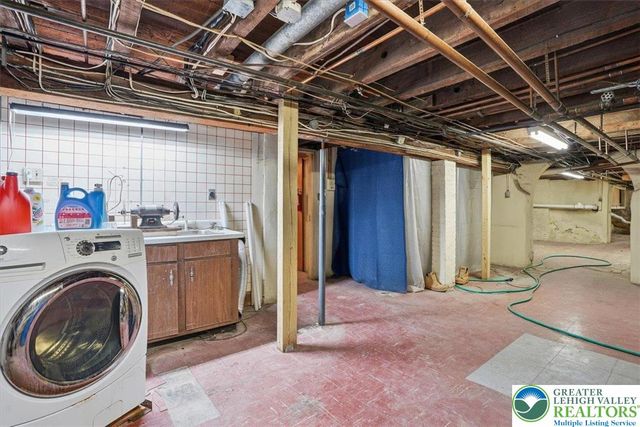 768 Washington Street, Easton, PA 18042