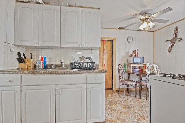 2804 Schrage Avenue, Whiting, IN 46394