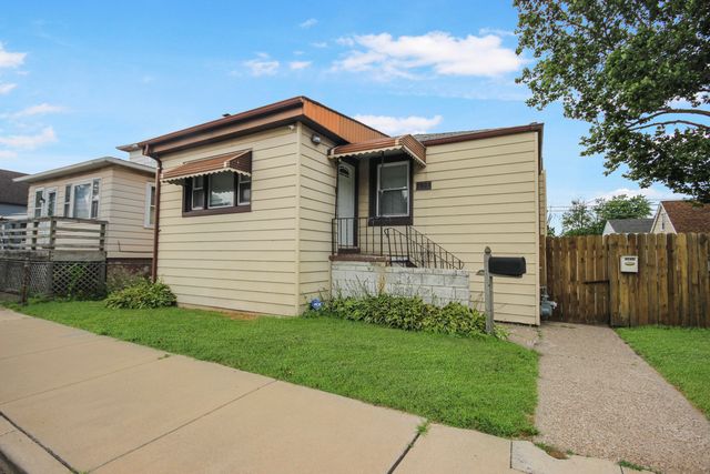 2804 Schrage Avenue, Whiting, IN 46394