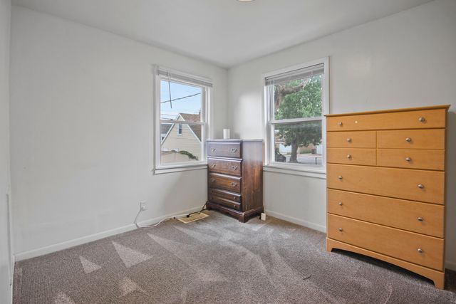 2804 Schrage Avenue, Whiting, IN 46394