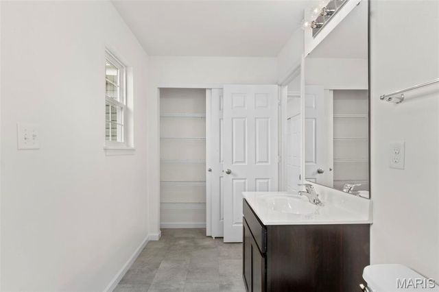 1076 Black Bear Drive, House Springs, MO 63051