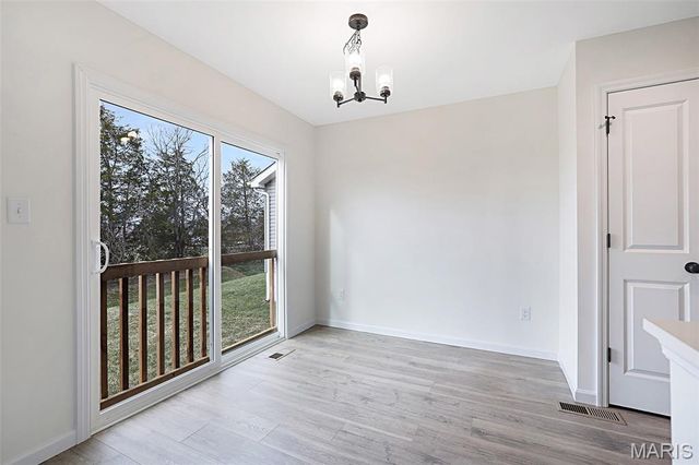 1076 Black Bear Drive, House Springs, MO 63051