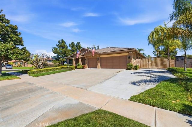 1637 Monte Mar, Corona, CA 92881