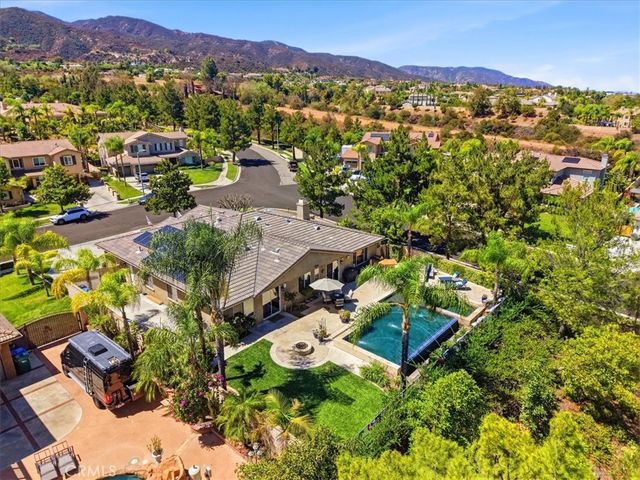 1637 Monte Mar, Corona, CA 92881