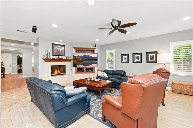 1637 Monte Mar, Corona, CA 92881