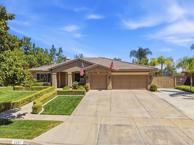 1637 Monte Mar, Corona, CA 92881