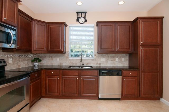 4357 Cascada Cir 4357, Cooper City, FL 33024