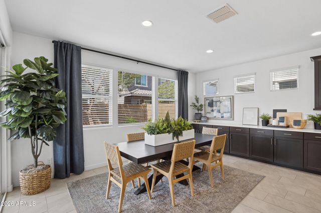 8340 E PETRA Avenue, Mesa, AZ 85212