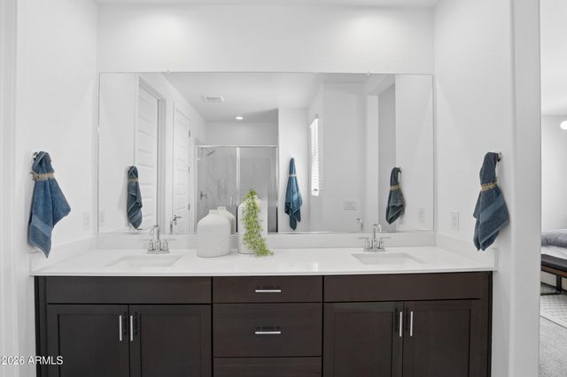 8340 E PETRA Avenue, Mesa, AZ 85212