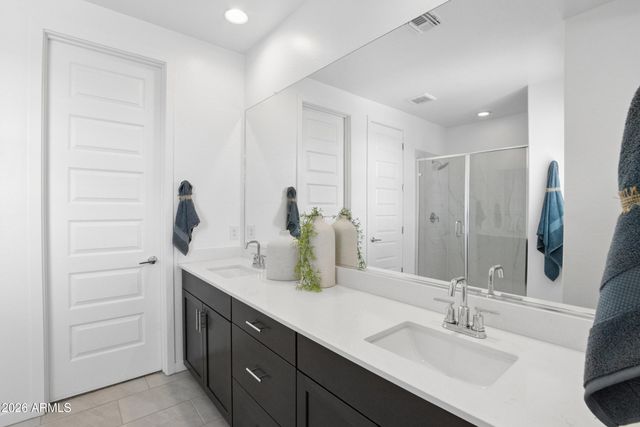 8340 E PETRA Avenue, Mesa, AZ 85212