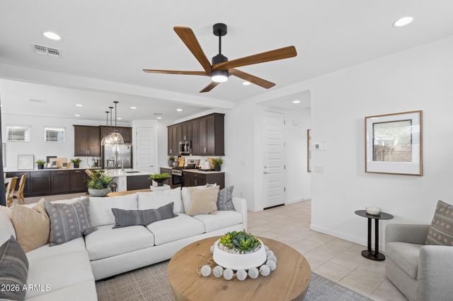 8340 E PETRA Avenue, Mesa, AZ 85212