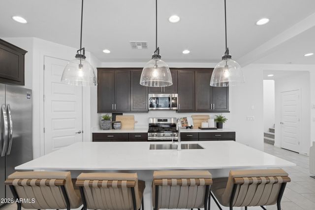 8340 E PETRA Avenue, Mesa, AZ 85212