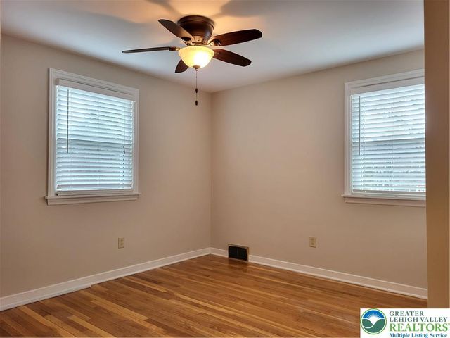 1425 Roselawn Drive, Hanover Twp, PA 18017