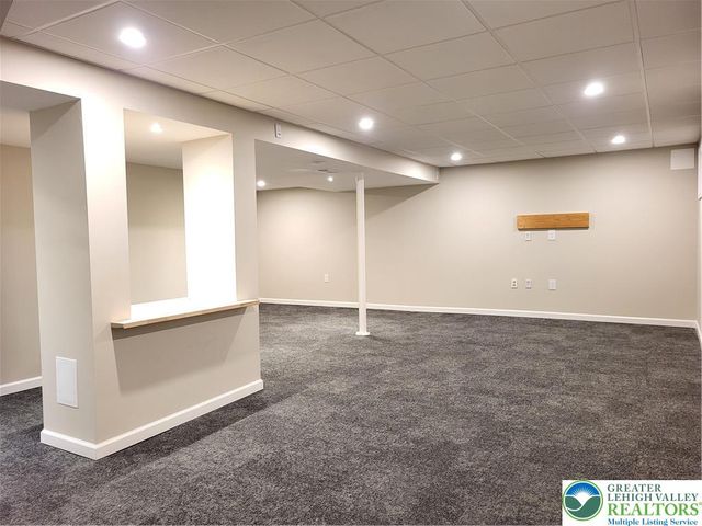 1425 Roselawn Drive, Hanover Twp, PA 18017