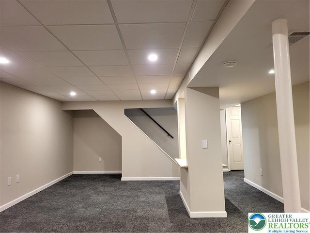 1425 Roselawn Drive, Hanover Twp, PA 18017