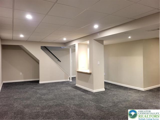 1425 Roselawn Drive, Hanover Twp, PA 18017