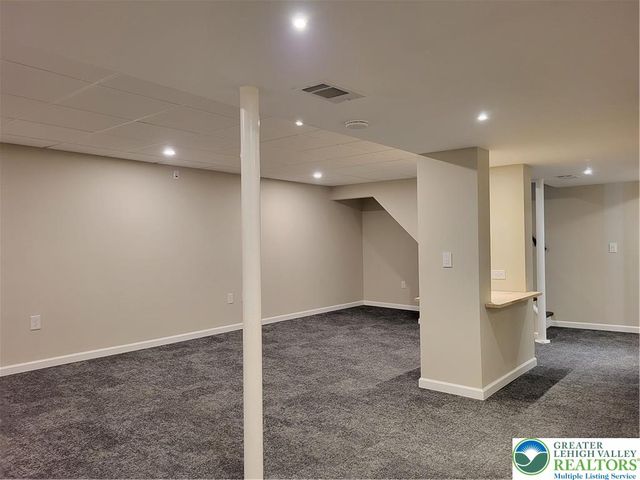 1425 Roselawn Drive, Hanover Twp, PA 18017