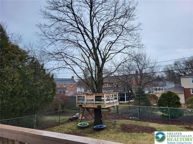 1425 Roselawn Drive, Hanover Twp, PA 18017