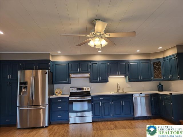 1425 Roselawn Drive, Hanover Twp, PA 18017