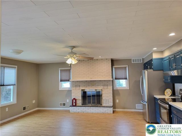 1425 Roselawn Drive, Hanover Twp, PA 18017