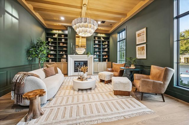 1111 Wakefield Drive, Houston, TX 77018