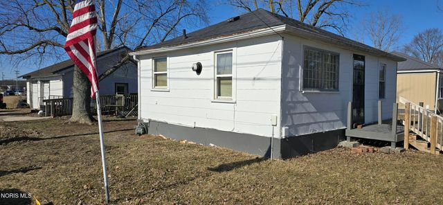 1398 Milwaukee Avenue, Defiance, OH 43512