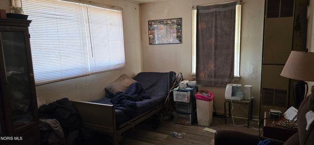 1398 Milwaukee Avenue, Defiance, OH 43512