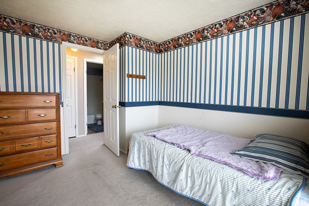 Image 14 of property listing at 248 W 5450 S, Washington Terrace, UT 84405