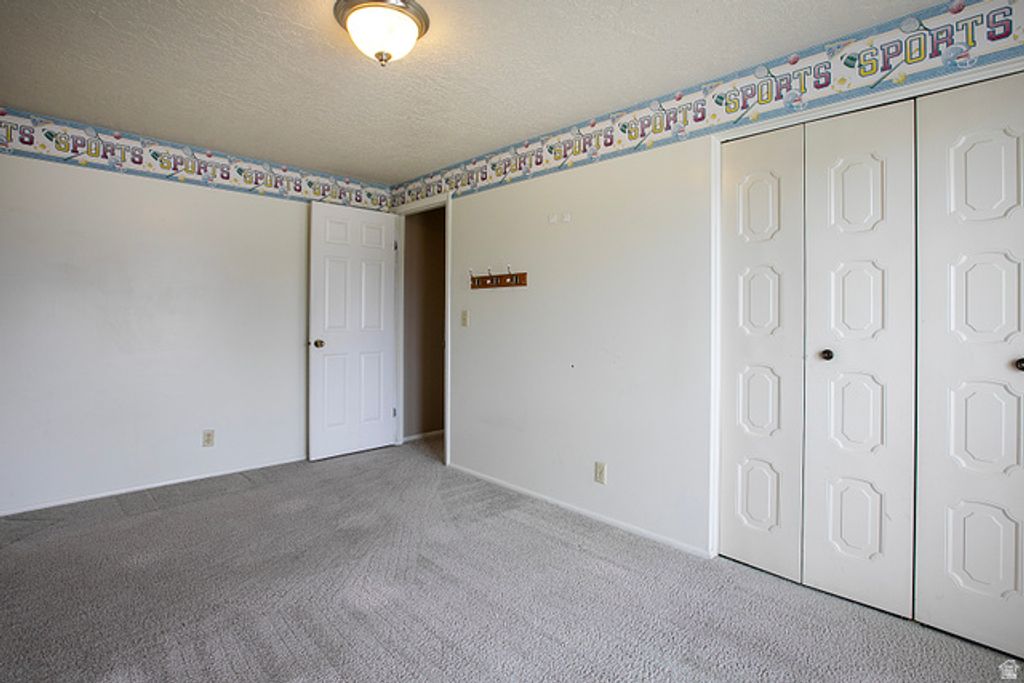 Image 16 of property listing at 248 W 5450 S, Washington Terrace, UT 84405