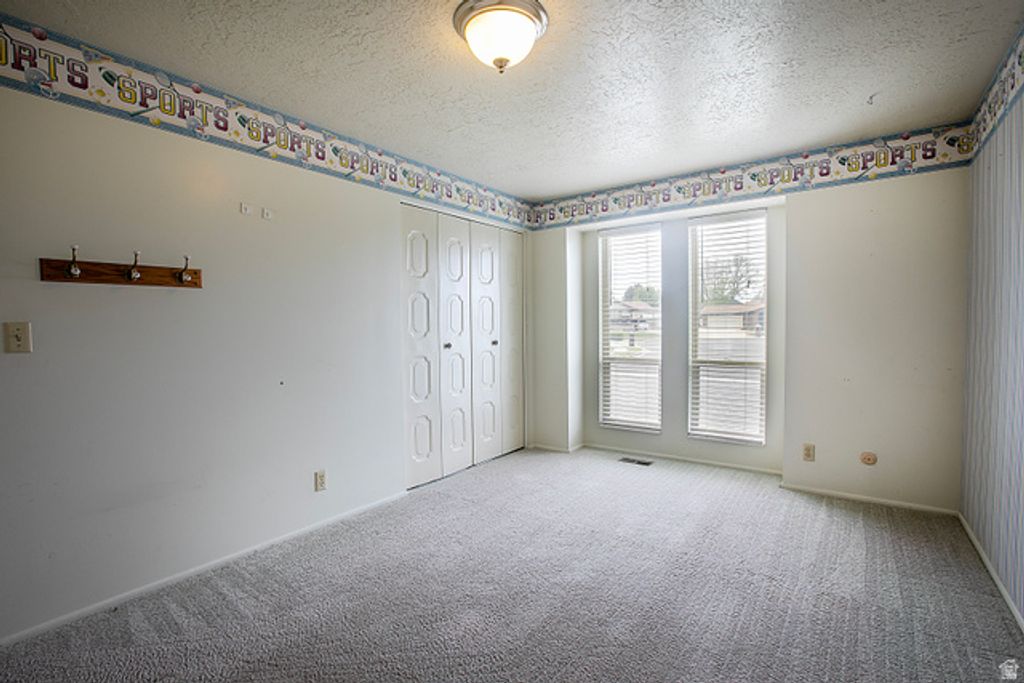 Image 17 of property listing at 248 W 5450 S, Washington Terrace, UT 84405