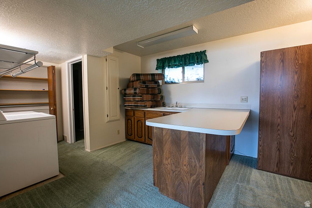 Image 31 of property listing at 248 W 5450 S, Washington Terrace, UT 84405