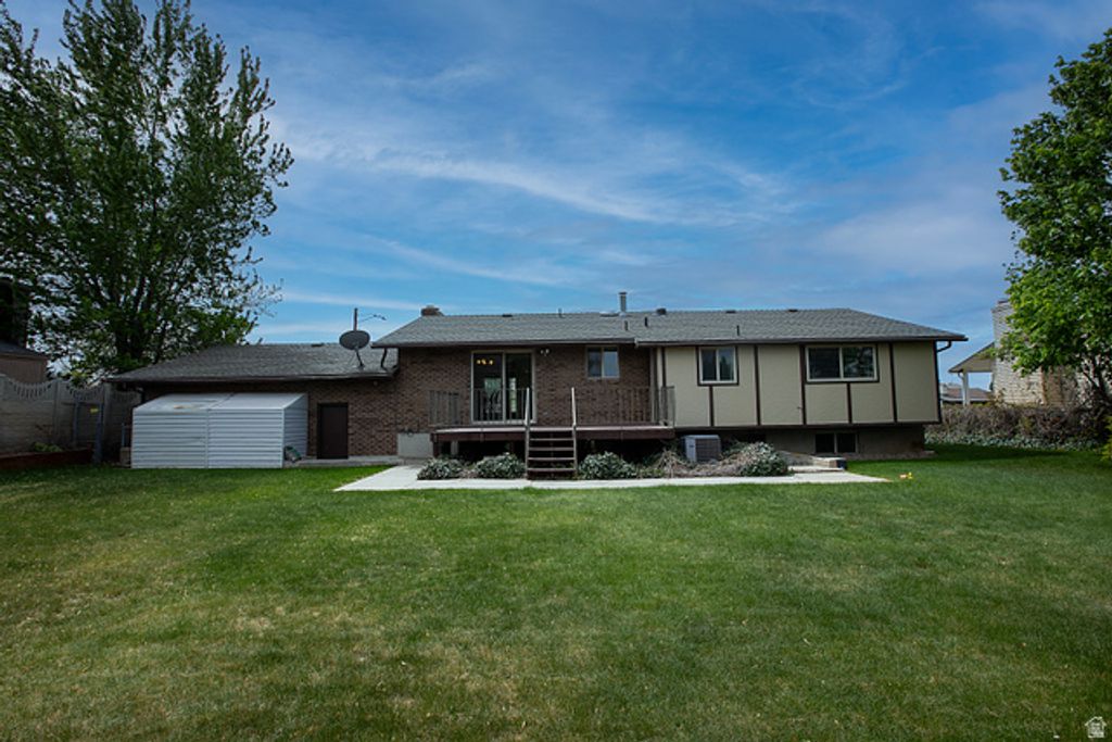 Image 32 of property listing at 248 W 5450 S, Washington Terrace, UT 84405