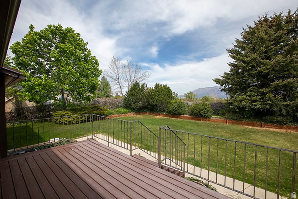 Image 36 of property listing at 248 W 5450 S, Washington Terrace, UT 84405