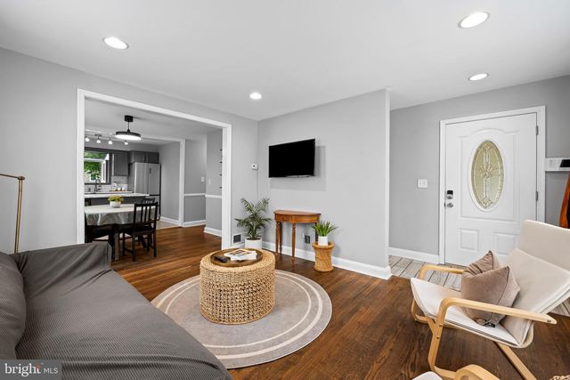 2604 CREIGHTON AVE, Baltimore, MD 21234