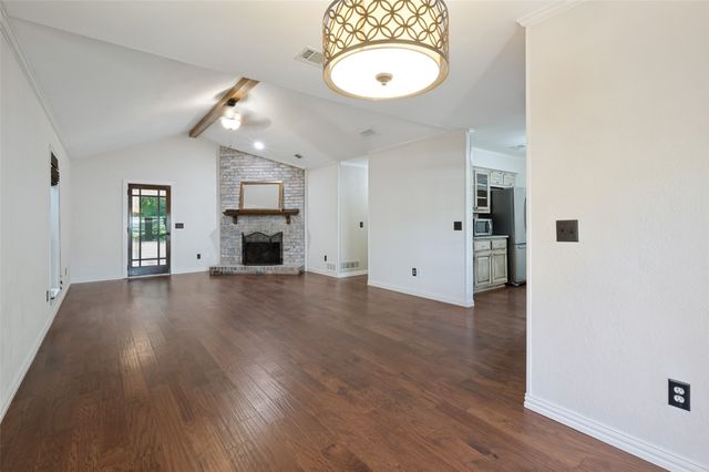 212 W Graham Street, Mckinney, TX 75069