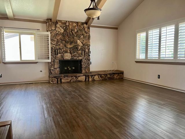 39812 Golfers Drive, Palmdale, CA 93551