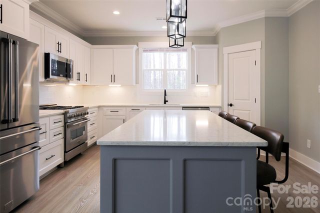 711 Bald Eagle Drive, Vass, NC 28394