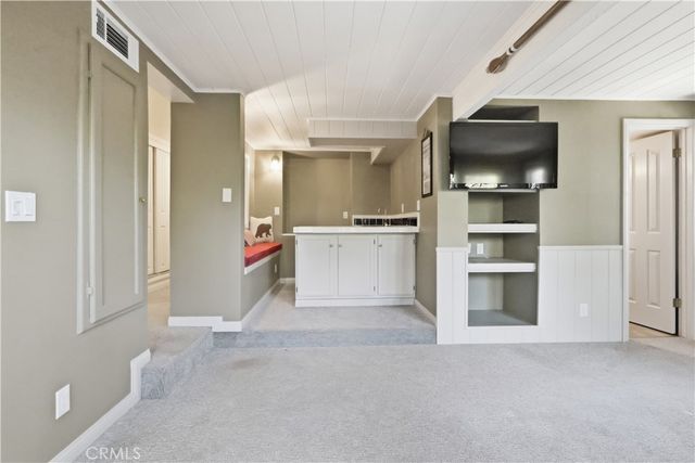 174 Golf Course Road, Lake Arrowhead, CA 92352