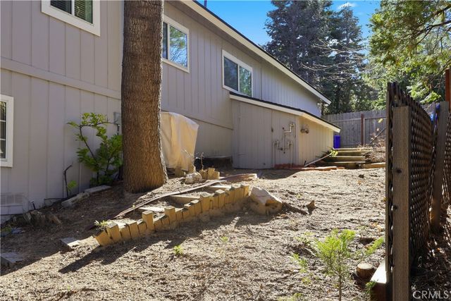 174 Golf Course Road, Lake Arrowhead, CA 92352
