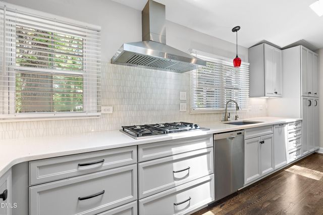 103 Nottingham Lane, Chapel Hill, NC 27517